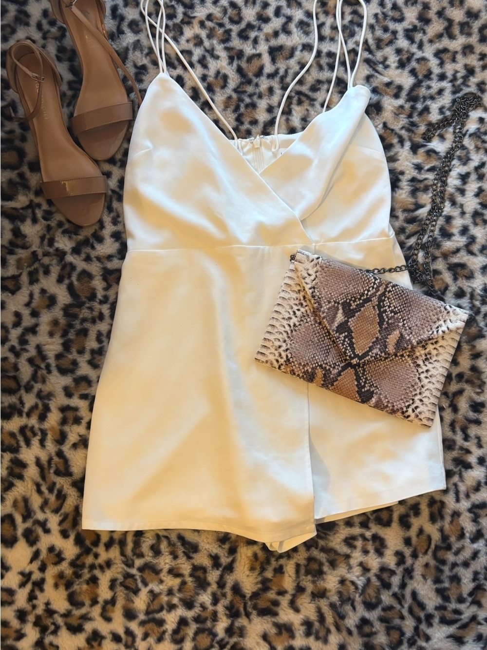 Lovers + Friends White Tie-Tag Dress